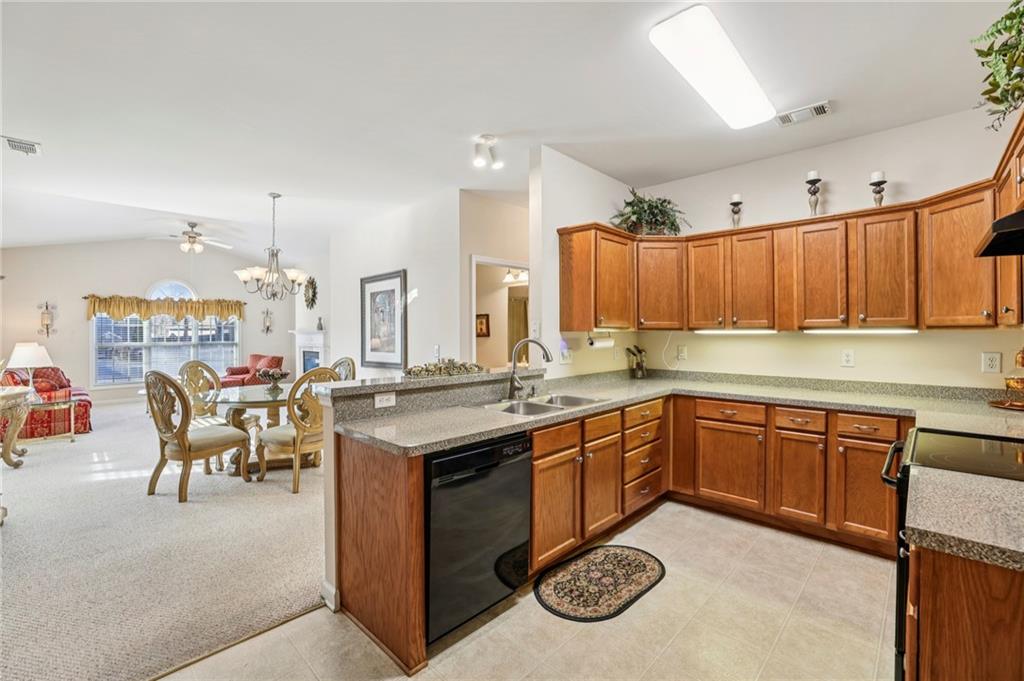 119 HOLIDAY Road Unit 1202