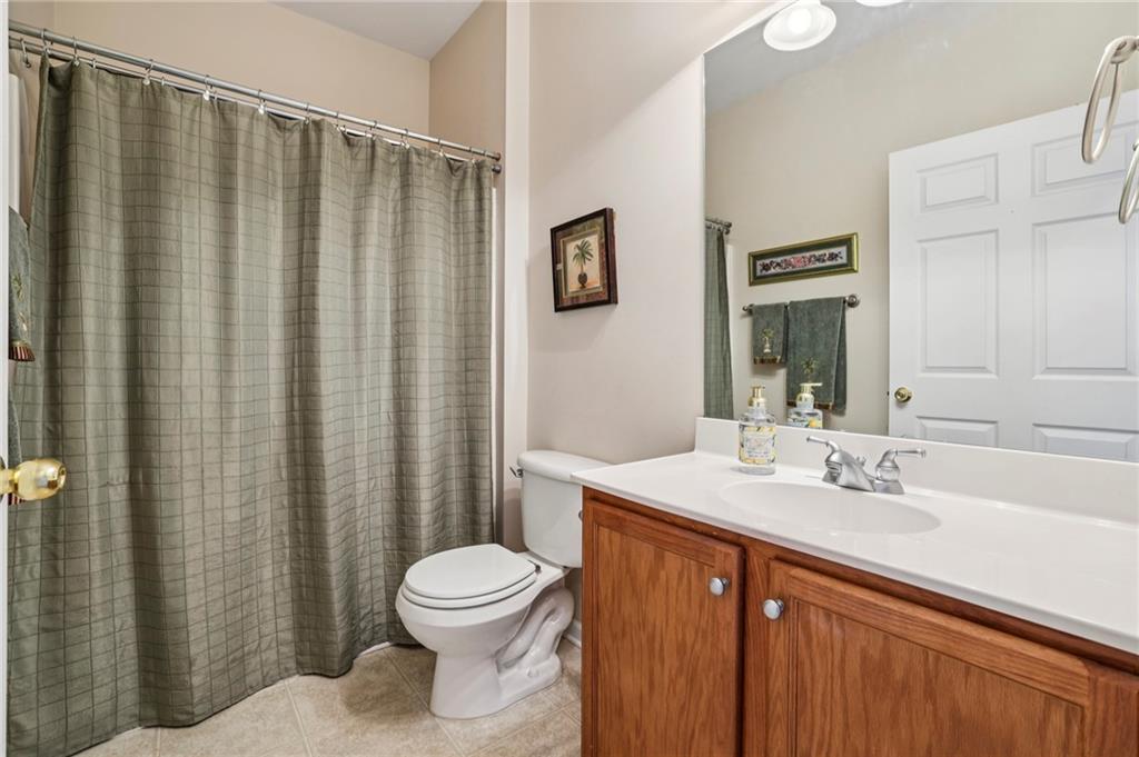 119 HOLIDAY Road Unit 1202