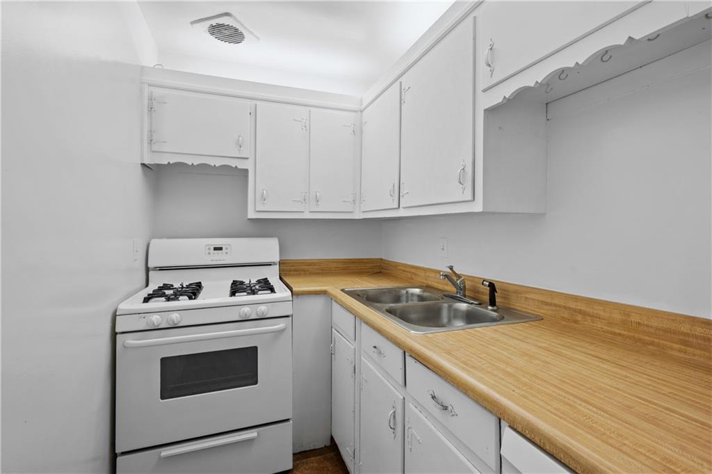 11 Peachtree Hills Avenue NE Unit B5