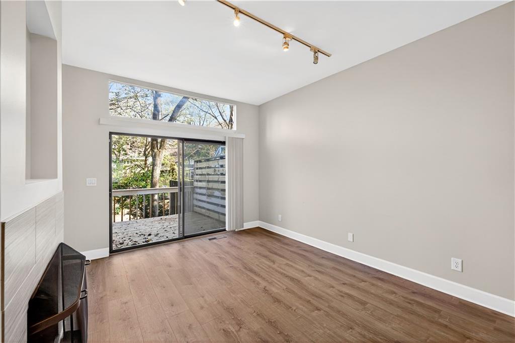 777 Charles Allen Drive NE