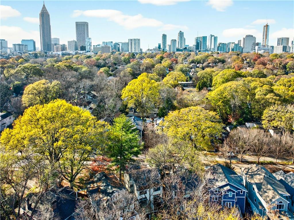 777 Charles Allen Drive NE