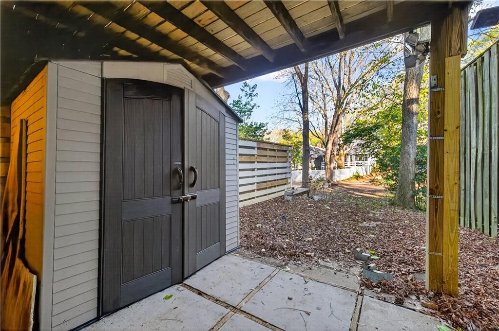 777 Charles Allen Drive NE