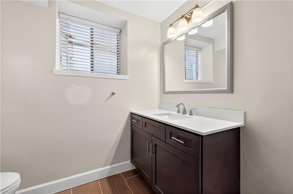 777 Charles Allen Drive NE