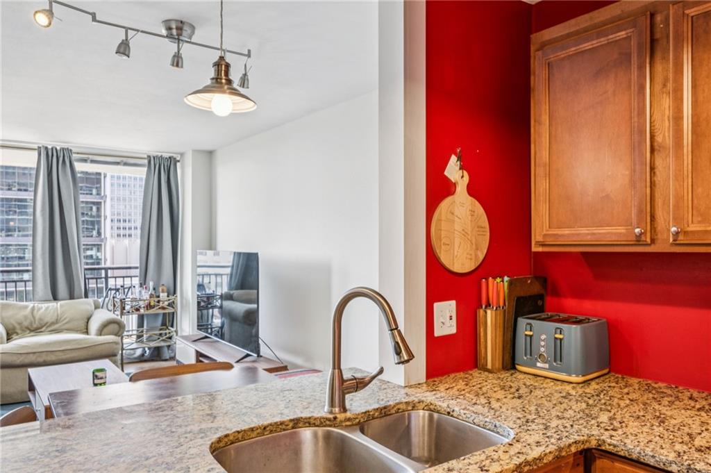 620 PEACHTREE Street NE Unit 1106