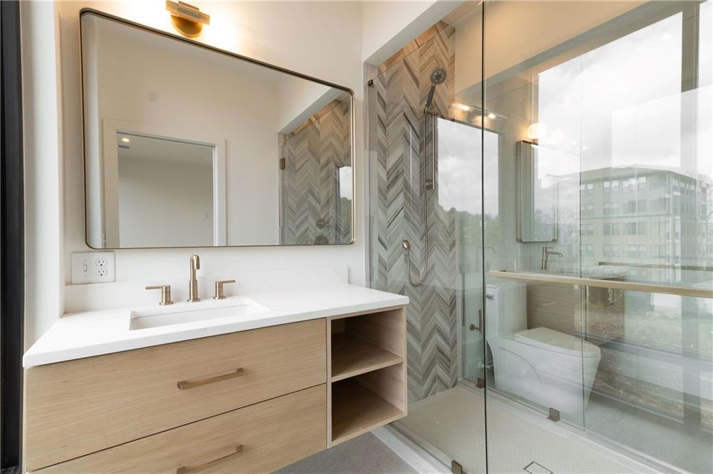 816 Berne Street SE Unit 4