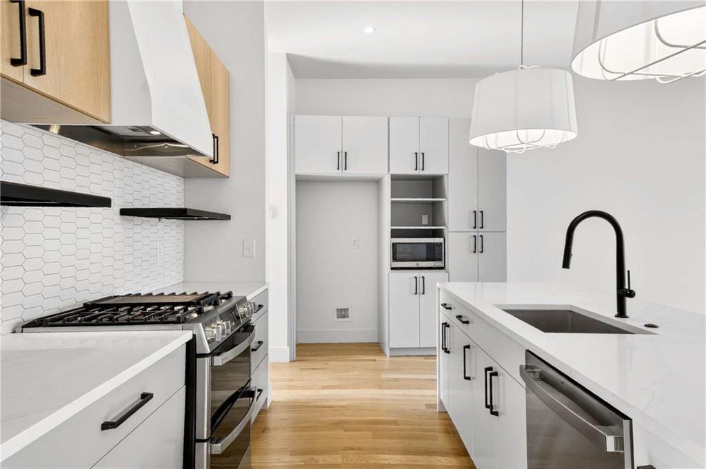 816 Berne Street SE Unit 4