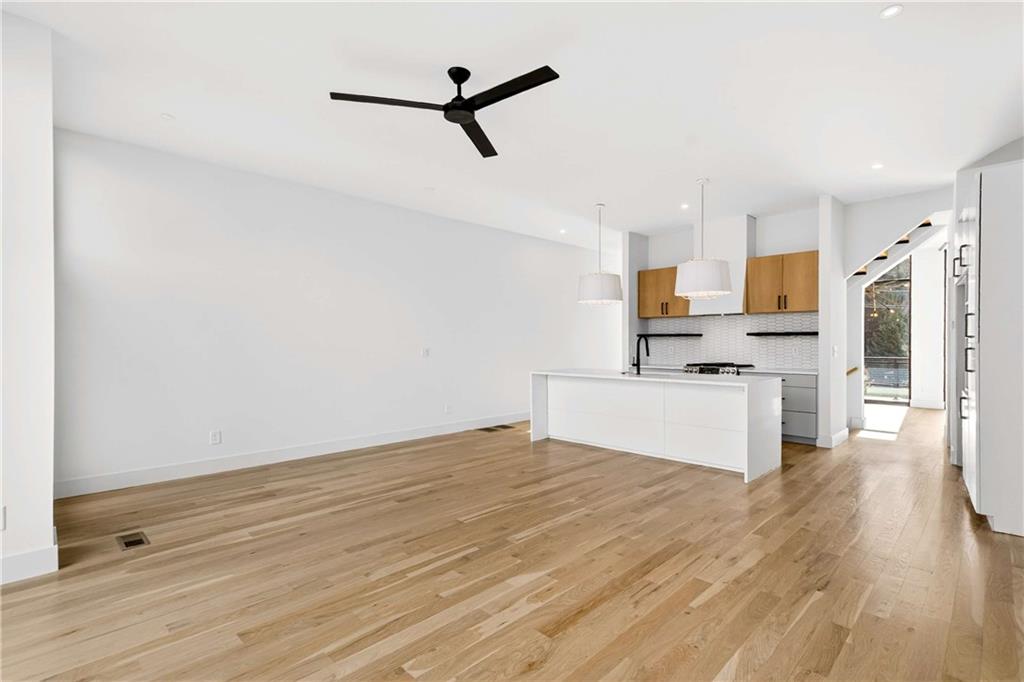 816 Berne Street SE Unit 4