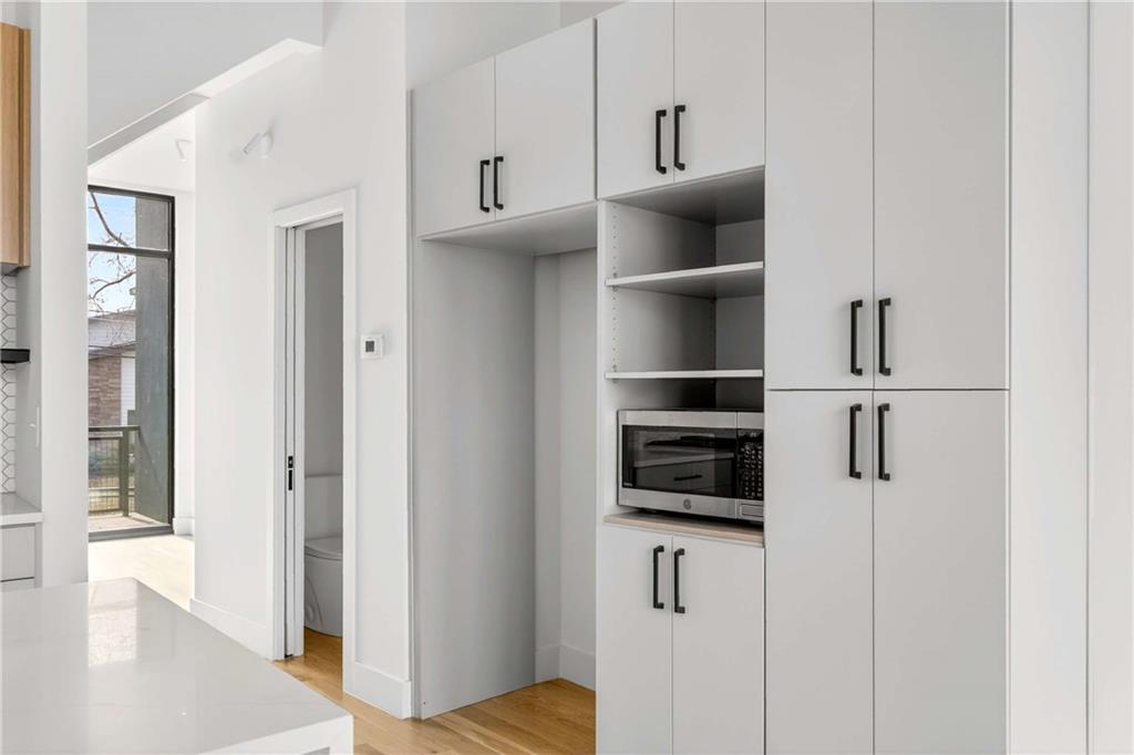 816 Berne Street SE Unit 4