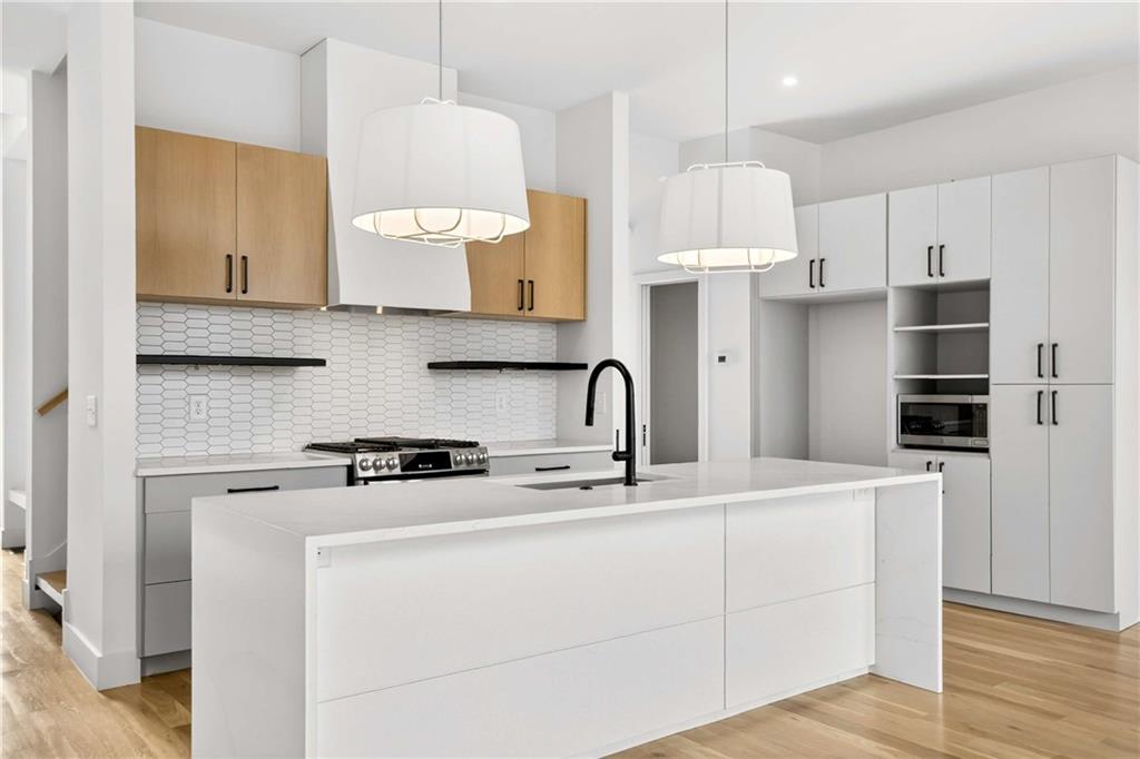 816 Berne Street SE Unit 4