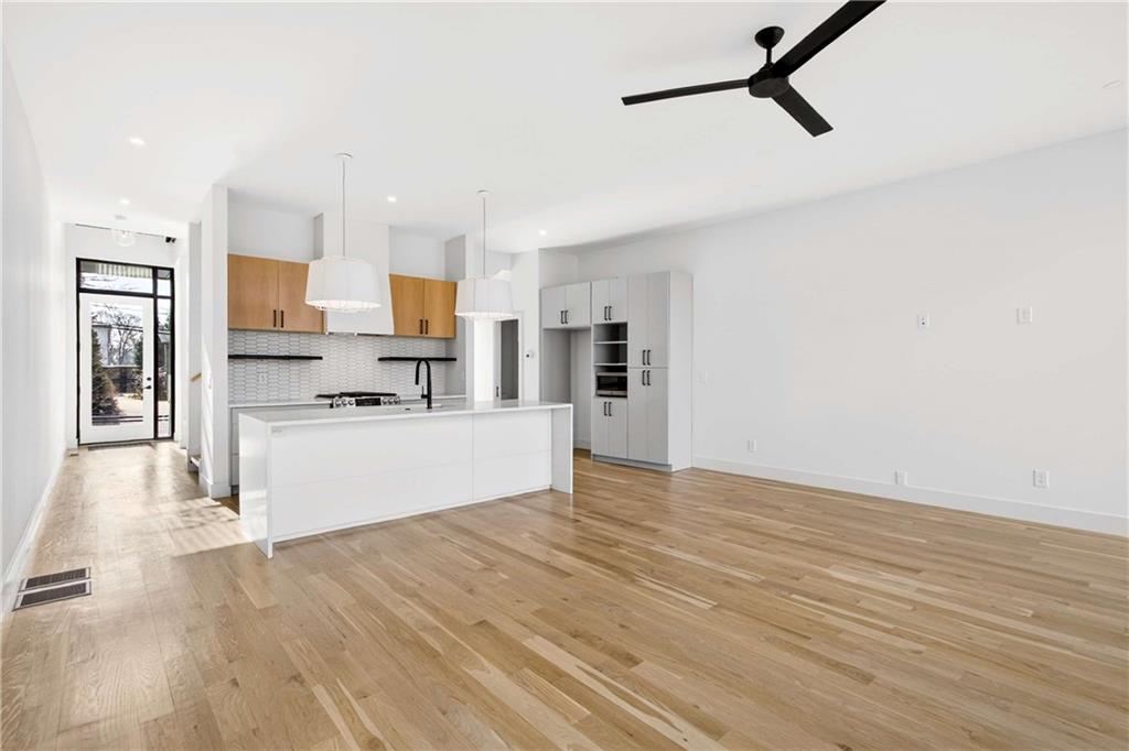 816 Berne Street SE Unit 4