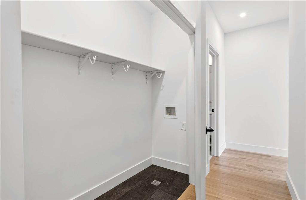 816 Berne Street SE Unit 4