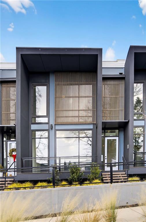 816 Berne Street SE Unit 4