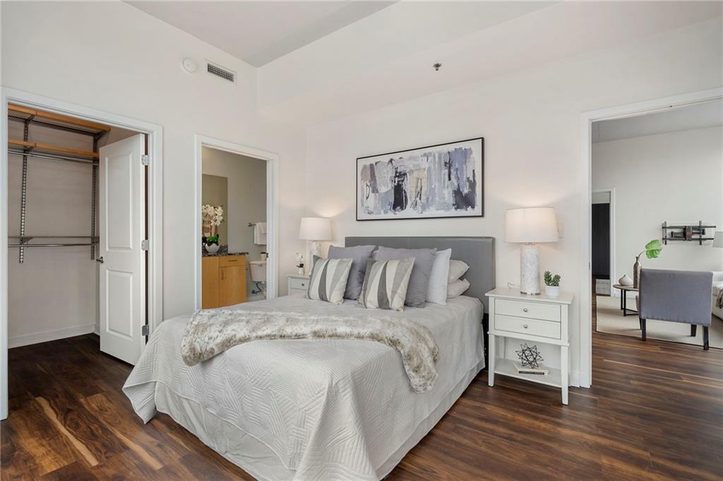 943 Peachtree Street NE Unit 1208