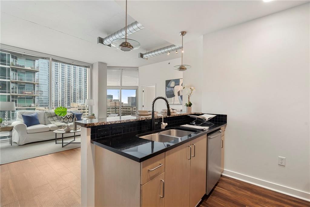 943 Peachtree Street NE Unit 1208