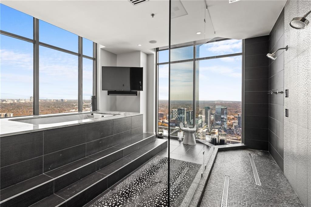 270 17th Street NW Unit 4602