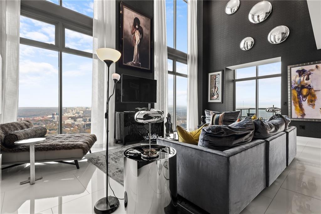 270 17th Street NW Unit 4602