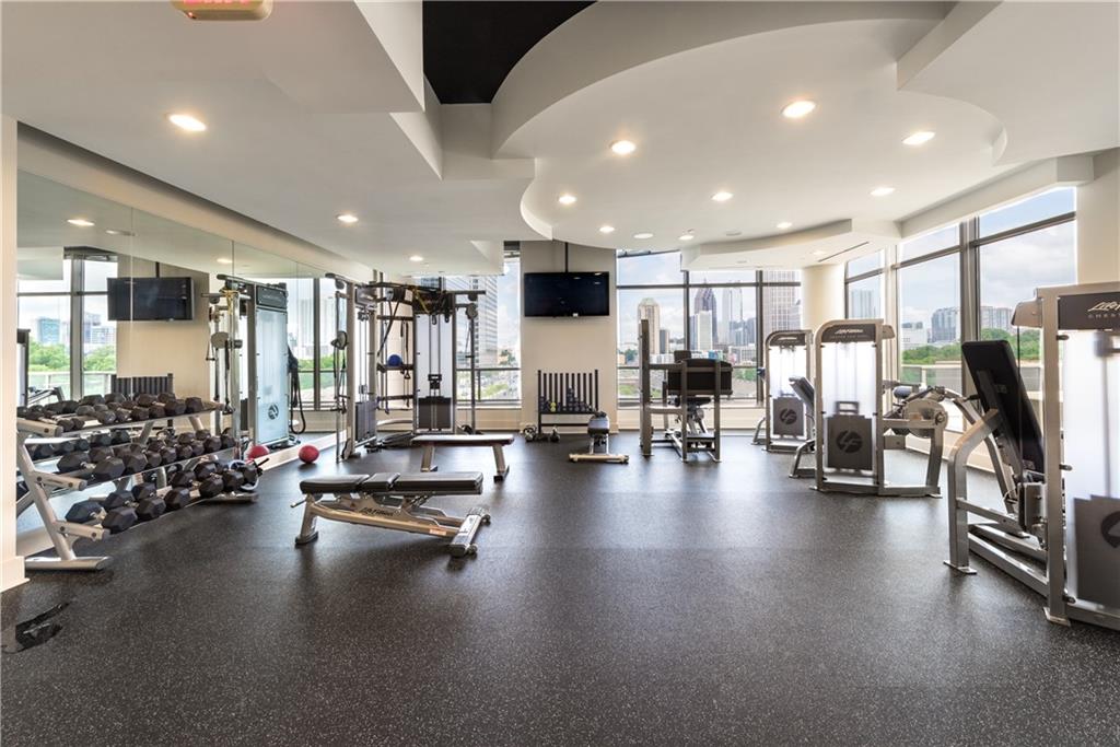 270 17th Street NW Unit 3806