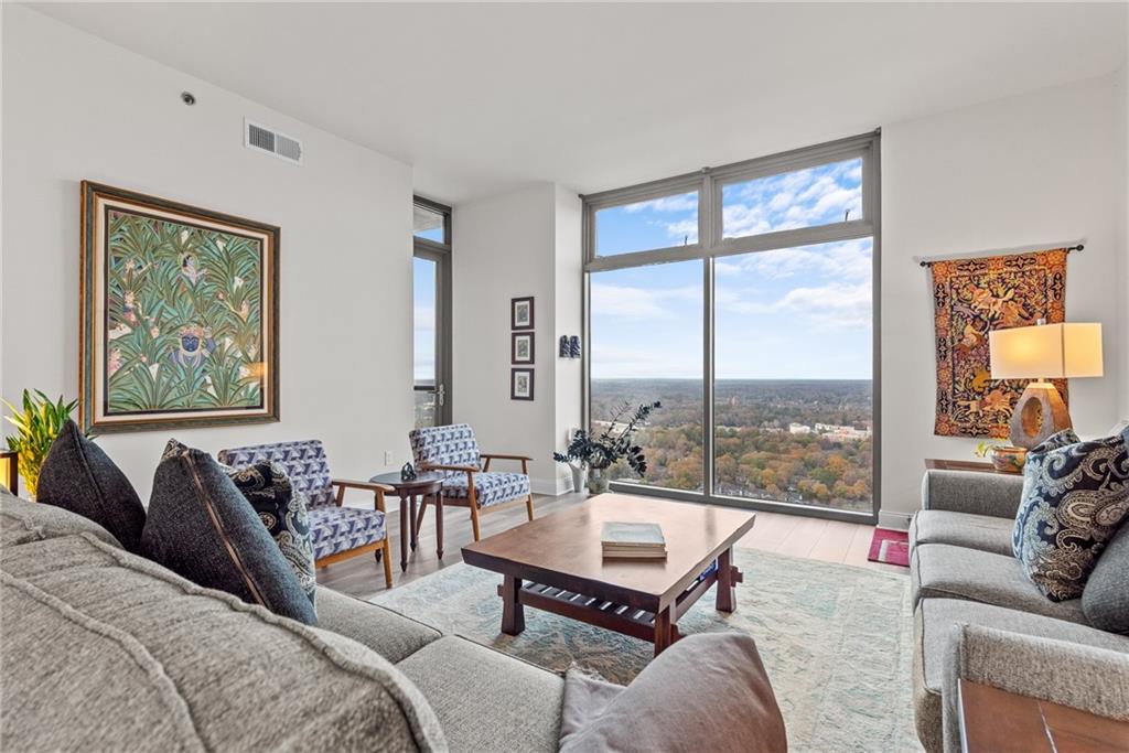 270 17th Street NW Unit 3806