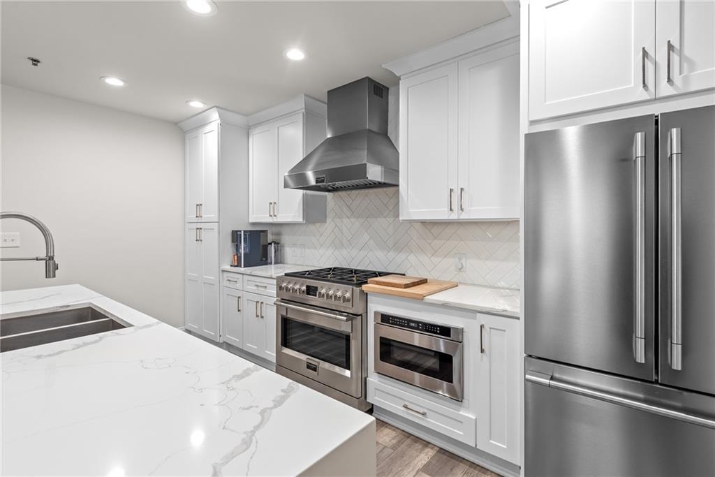 270 17th Street NW Unit 3806