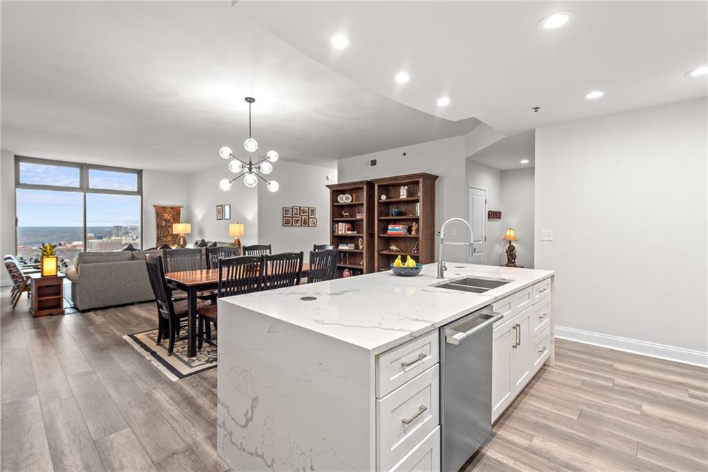 270 17th Street NW Unit 3806