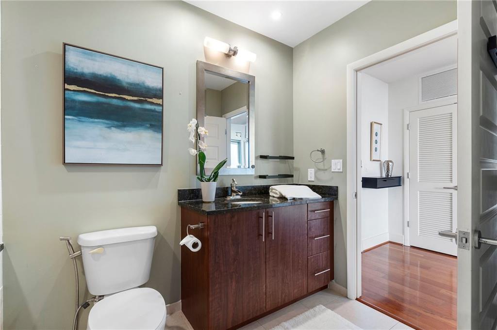 1080 Peachtree Street NE Unit 3307