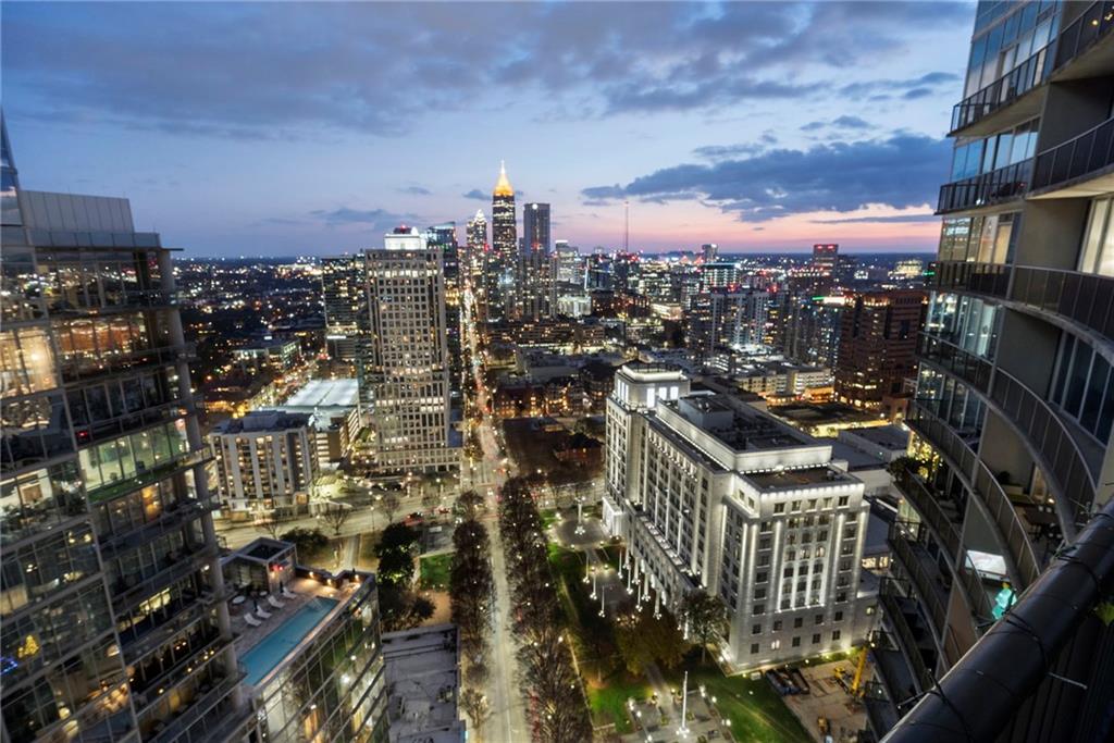 1080 Peachtree Street NE Unit 3307