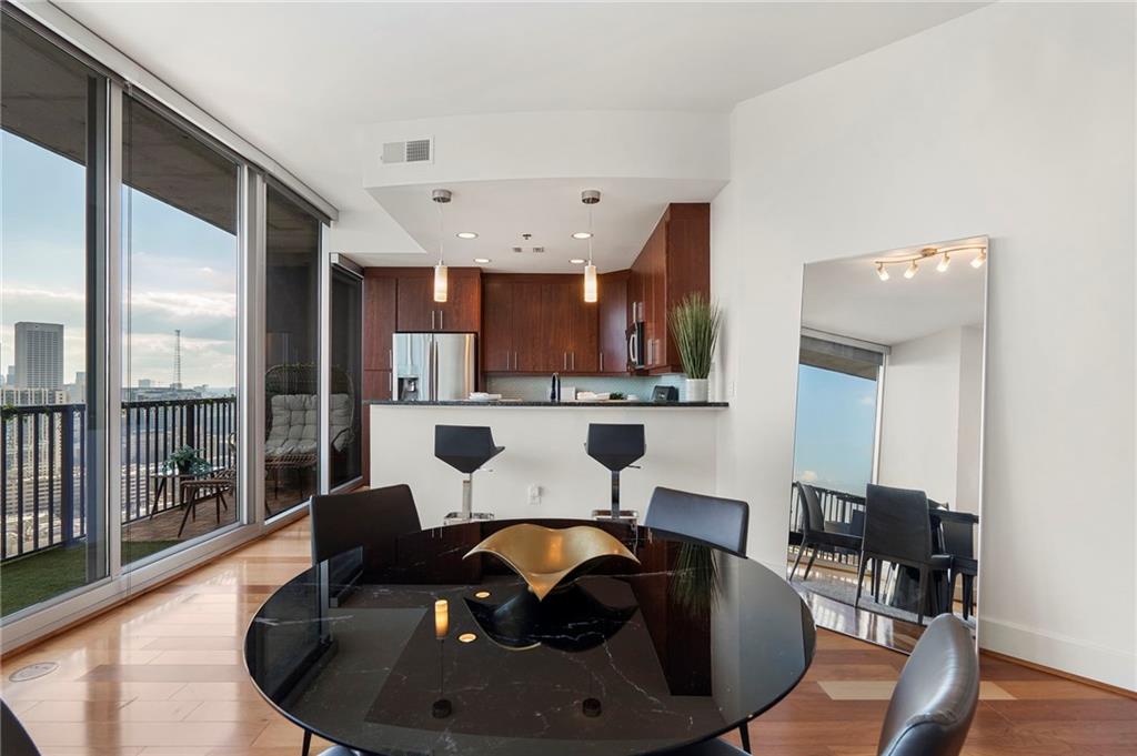 1080 Peachtree Street NE Unit 3307