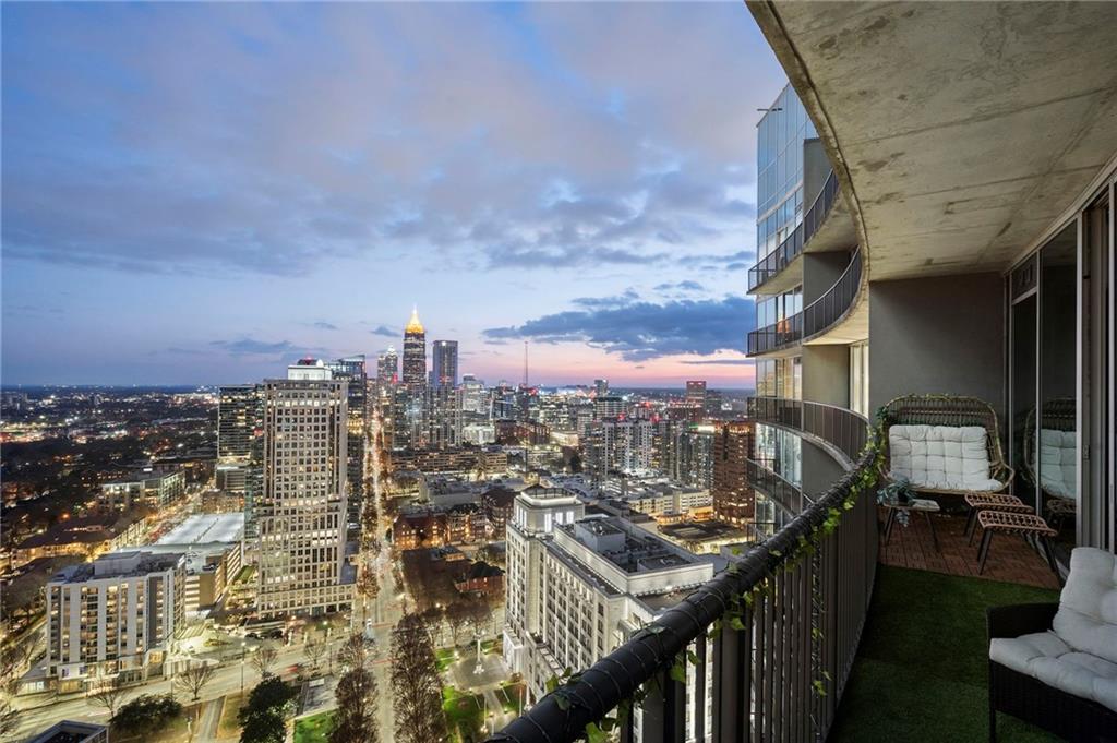 1080 Peachtree Street NE Unit 3307