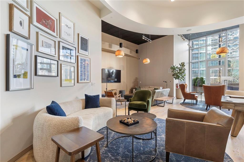 1080 Peachtree Street NE Unit 3307