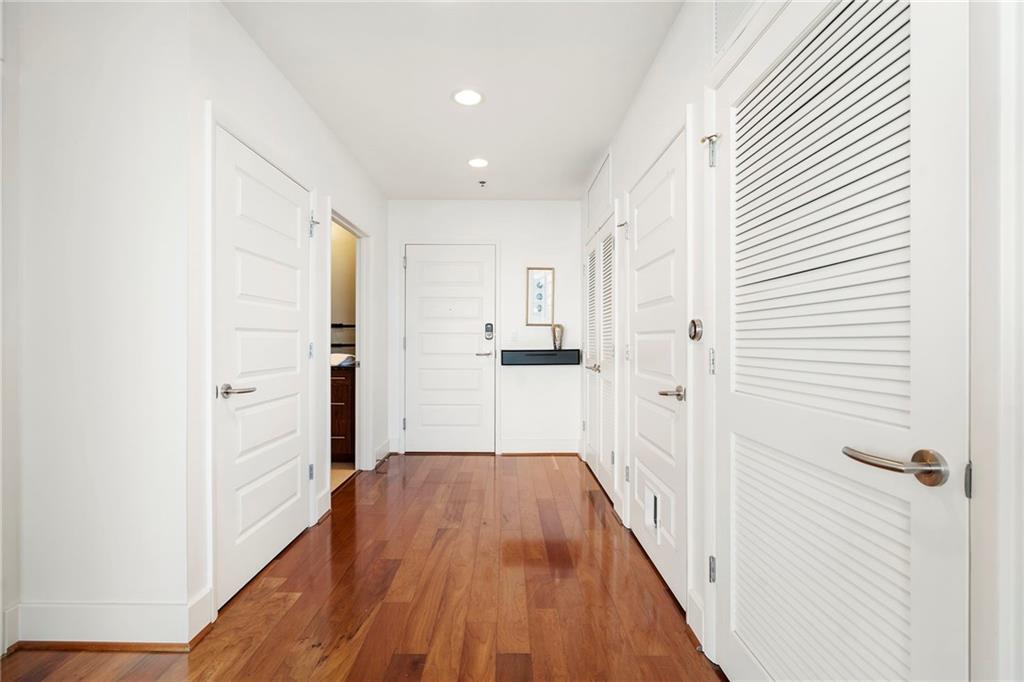 1080 Peachtree Street NE Unit 3307