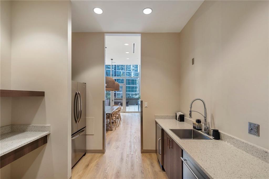 1080 Peachtree Street NE Unit 3307