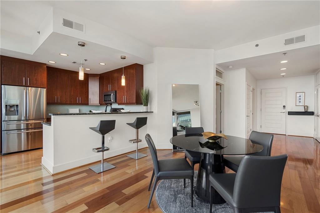 1080 Peachtree Street NE Unit 3307