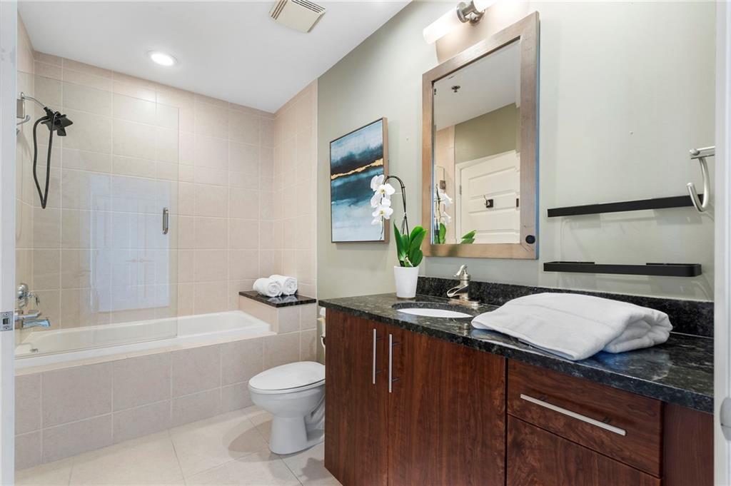 1080 Peachtree Street NE Unit 3307