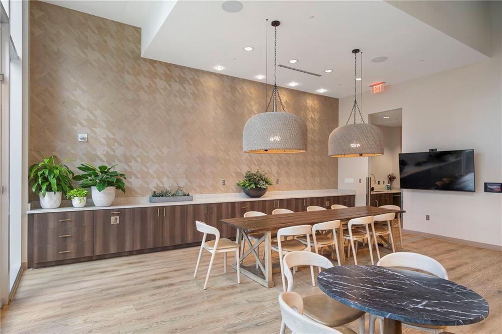 1080 Peachtree Street NE Unit 3307