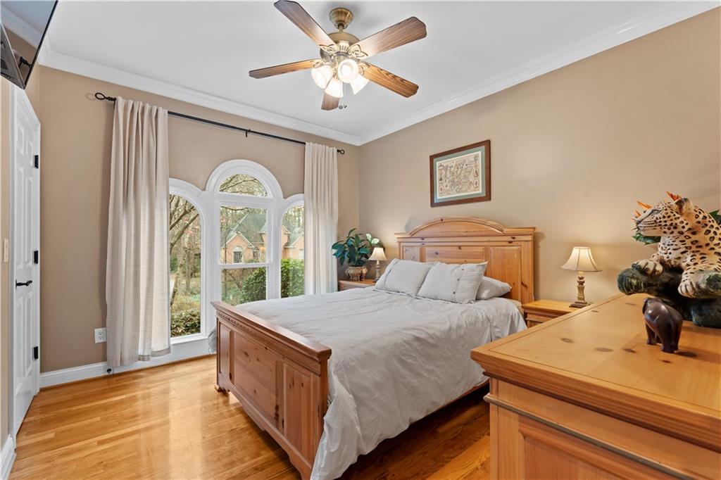 379 Bridgebrook Lane SW