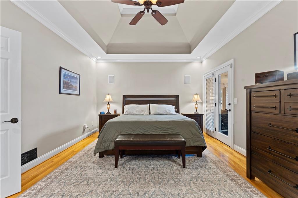 379 Bridgebrook Lane SW