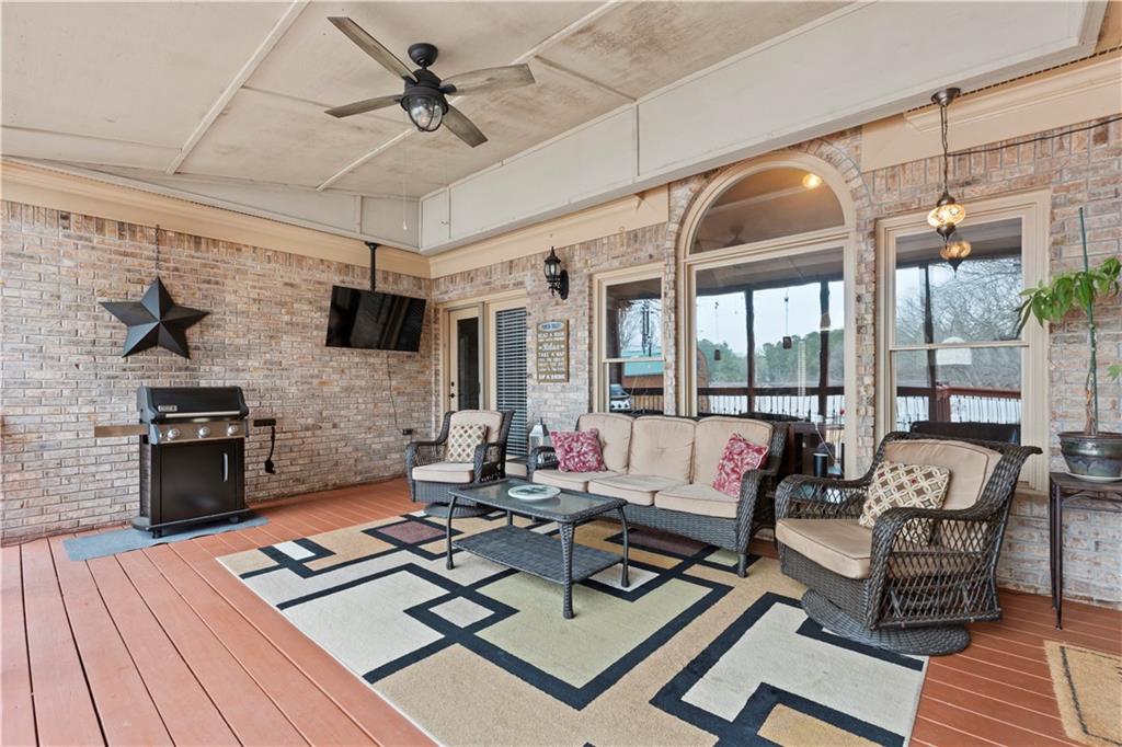 379 Bridgebrook Lane SW