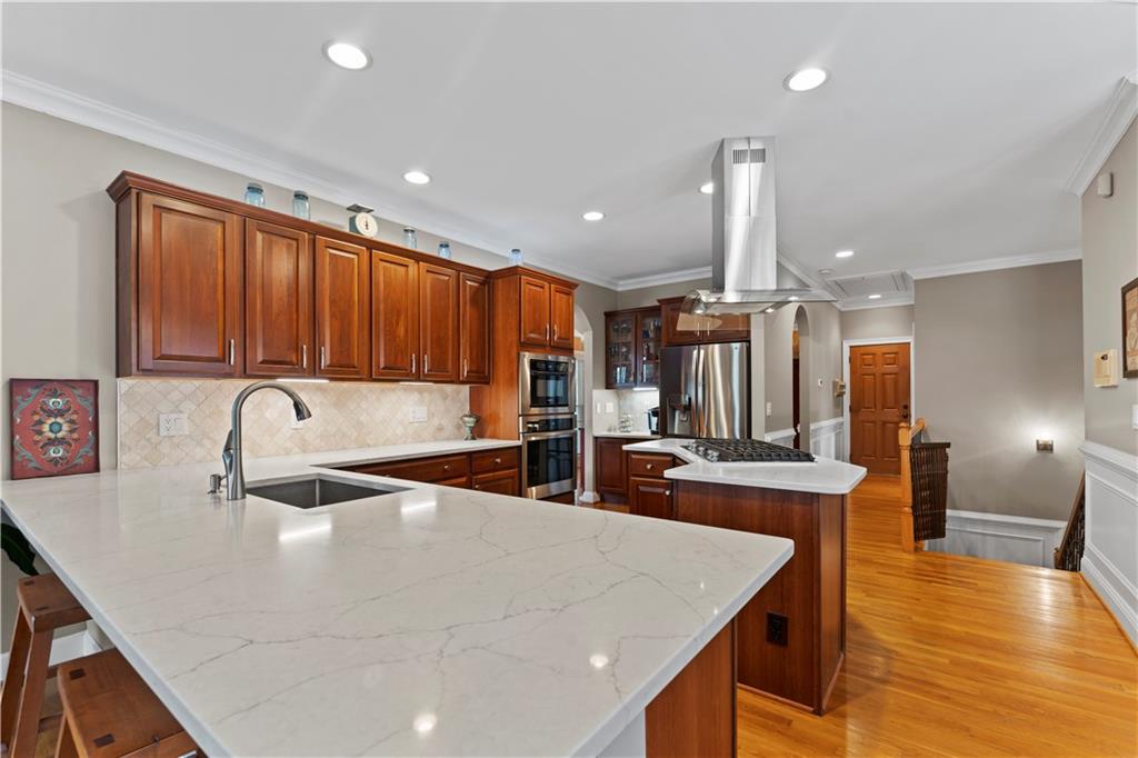 379 Bridgebrook Lane SW