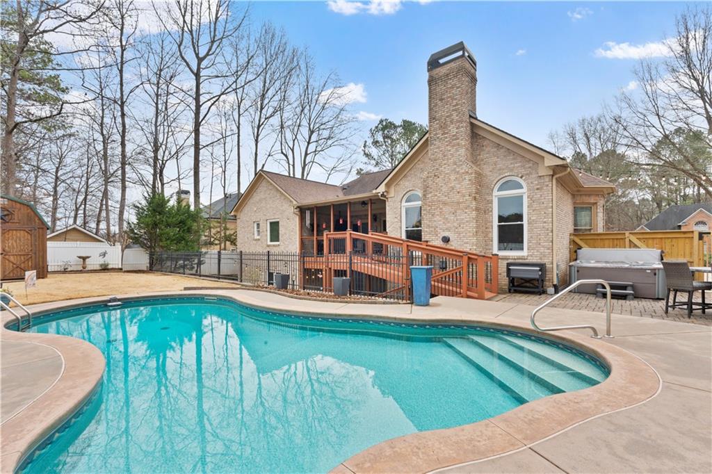 379 Bridgebrook Lane SW