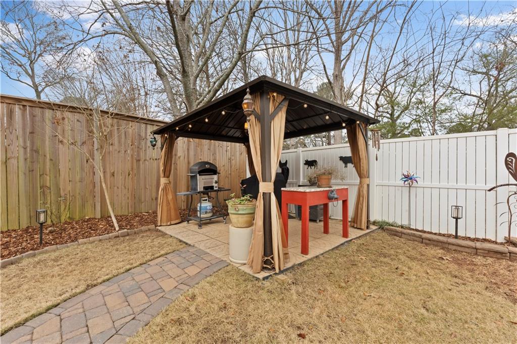 379 Bridgebrook Lane SW