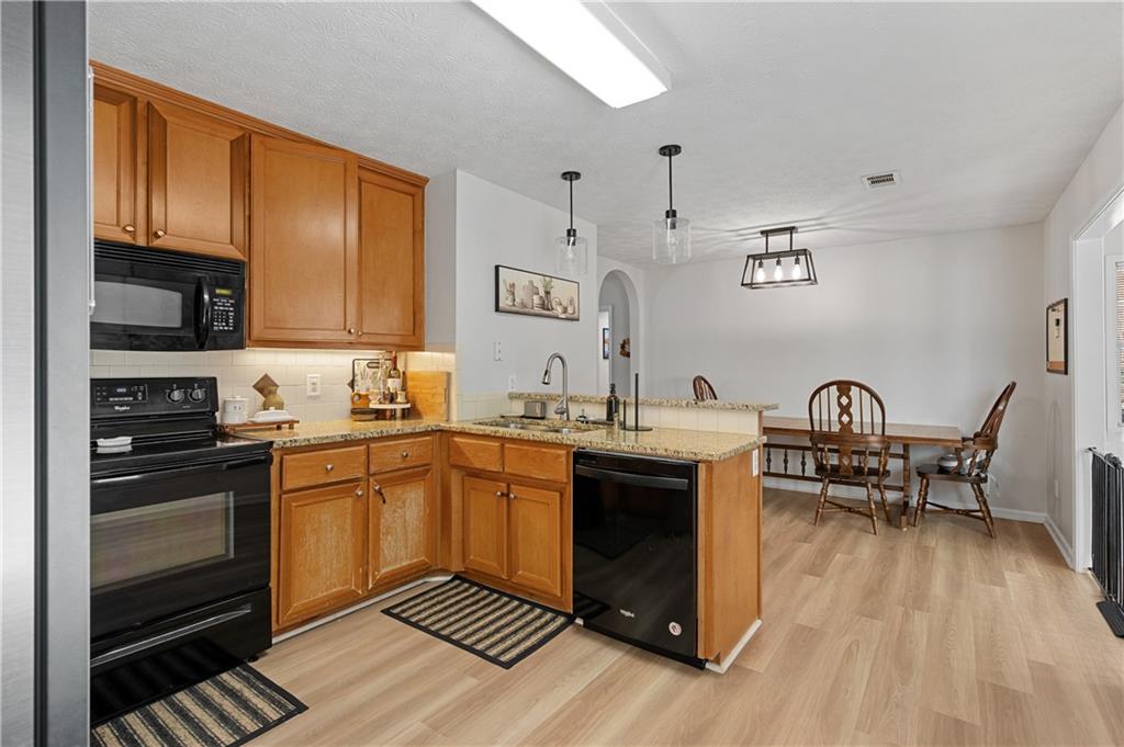 4983 Eagles Nest Court