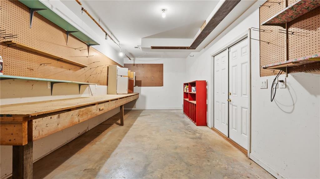 12250 Broadwell Road