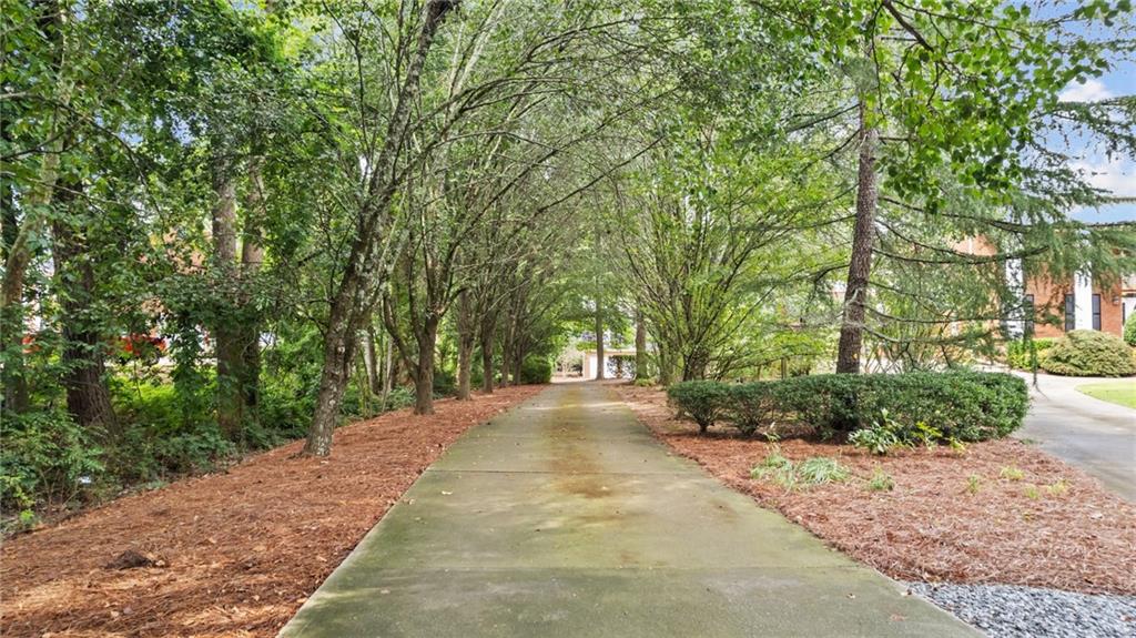 12250 Broadwell Road