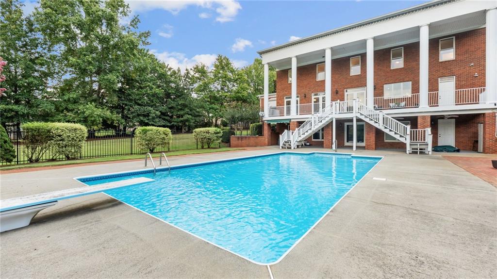 12250 Broadwell Road