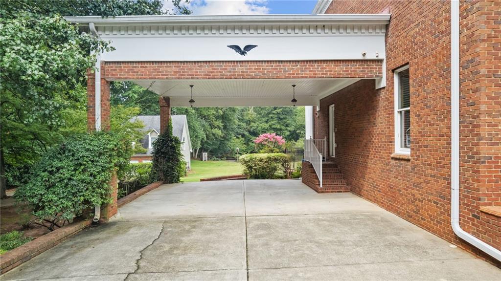 12250 Broadwell Road