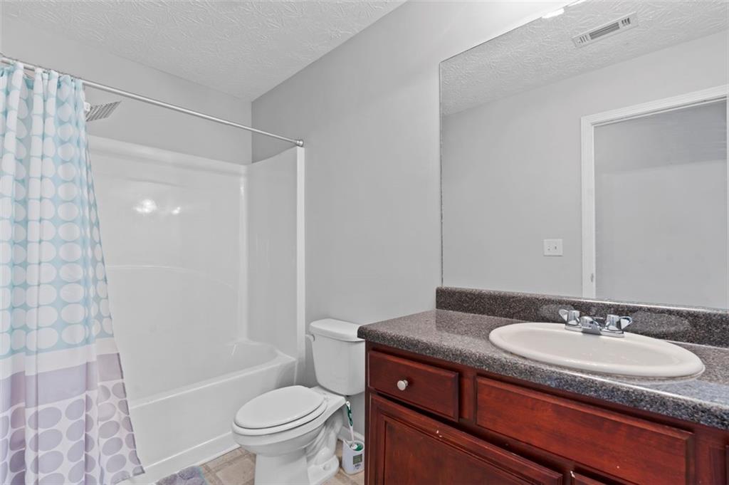 7125 Creeksong Drive