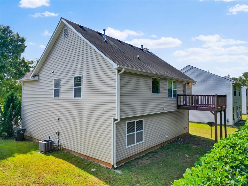 7125 Creeksong Drive