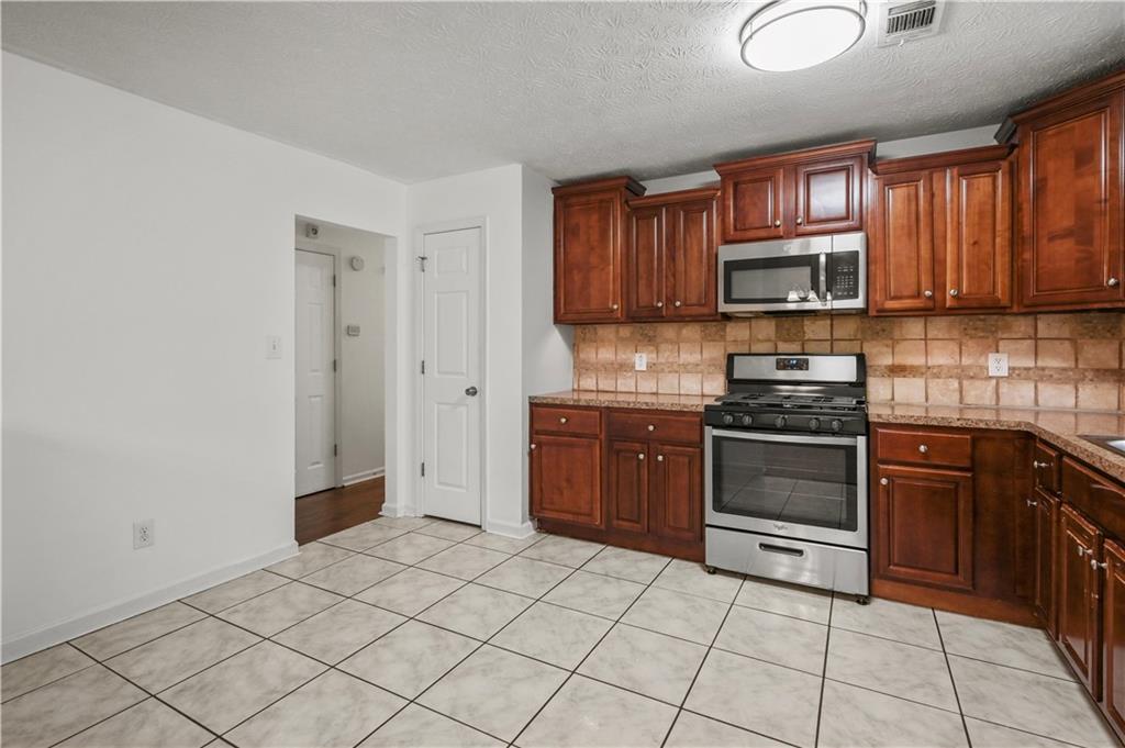5232 Mainstreet Park Drive