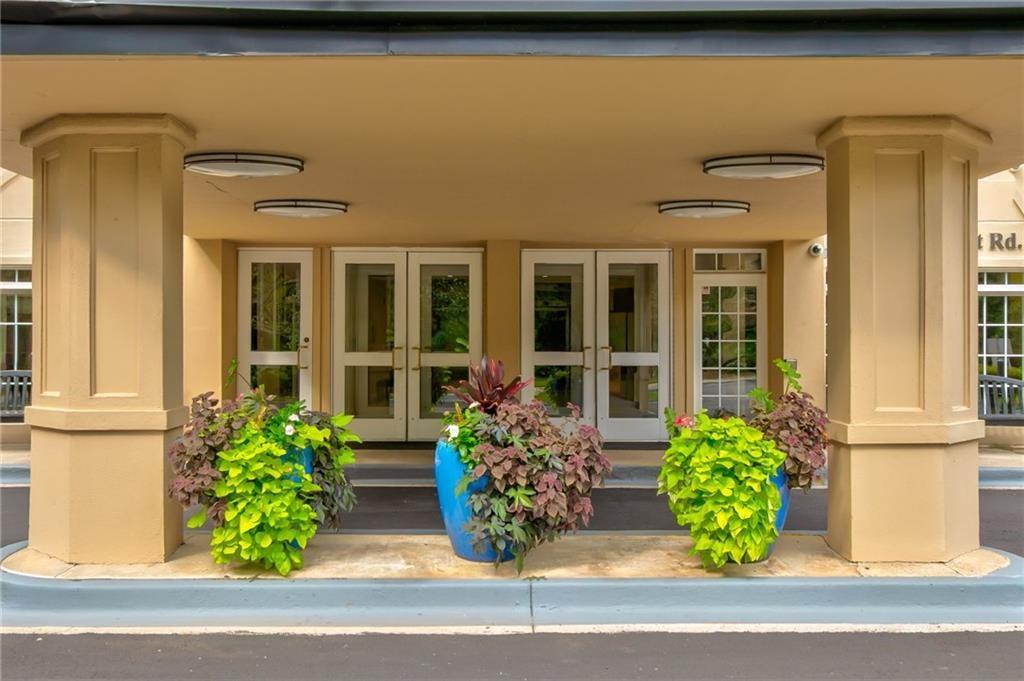 1501 Clairmont Road Unit 1813