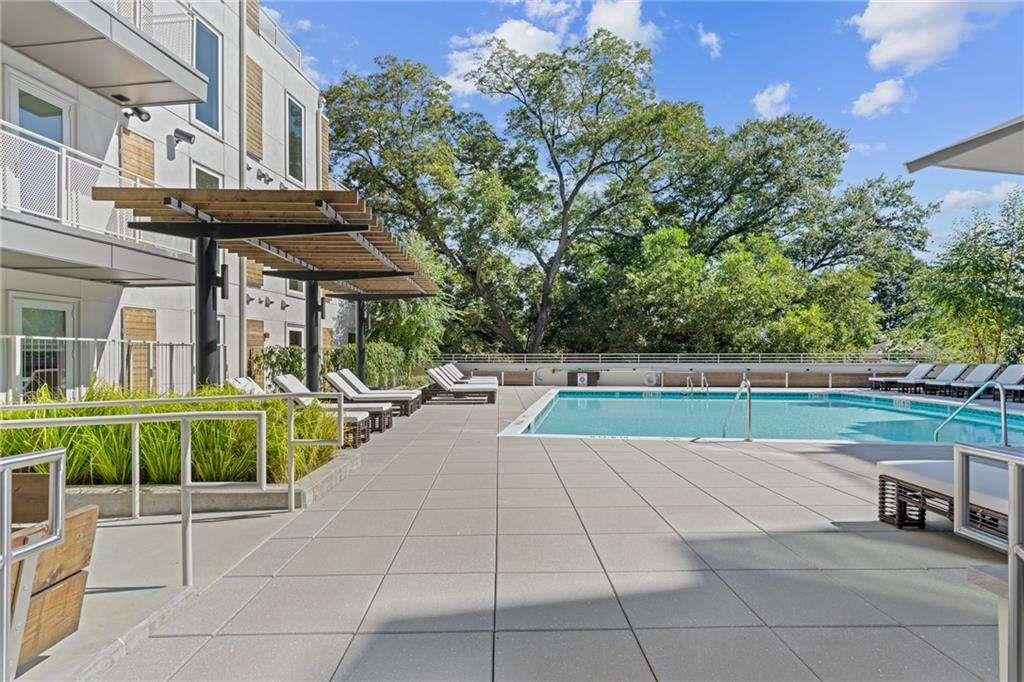 775 Juniper Street NE Unit 212